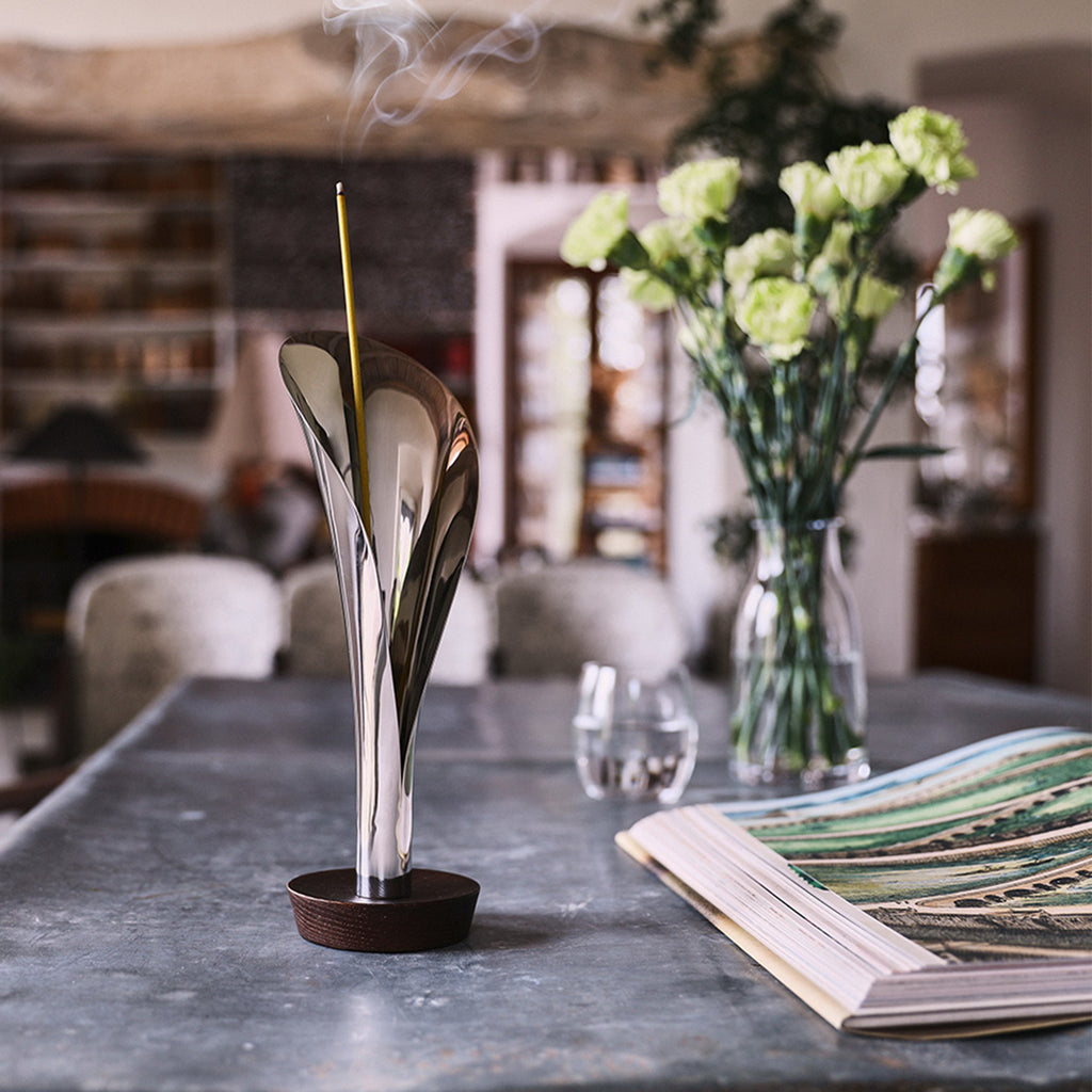 alessi_lily_incense_burner_1_1