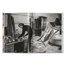 Steve Schapiro. Andy Warhol and Friends (English)