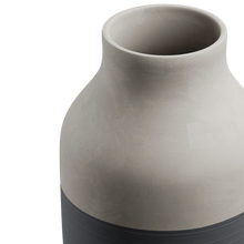 Kähler Omaggio Circulare Vase, Anthracite Grey, H: 12.2''