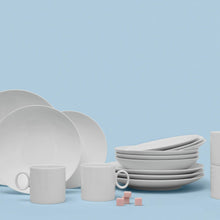 Thomas Loft White 16-Piece Dinnerware Set for 4