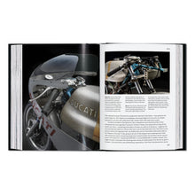 Motorcycles. 45th Ed. (English)
