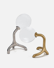 Vera Magnifying Glass