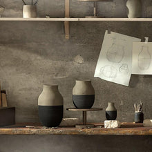 Kähler Omaggio Circulare Vase, Anthracite Grey, H: 12.2''