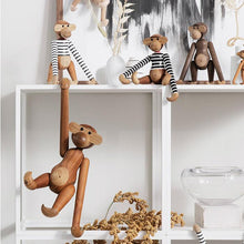 Kay Bojesen Monkey x Nørgaard paa Strøget, Medium