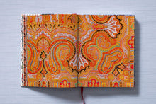 The Book of Printed Fabrics. From the 16th century until today (German, French, English)