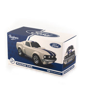 Car RACING CAR FORD Mustang Ivory White