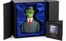 René Magritte The Son of Man green apple Pocket Art miniature