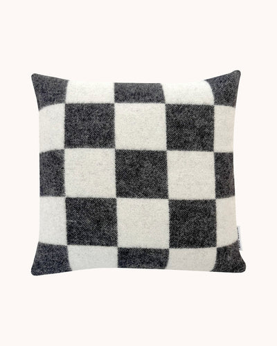 Cushion CHECKERBOARD Black / White 1.65 x 1.65 ft