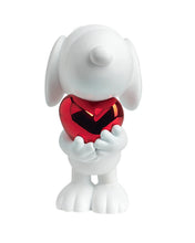 Snoopy HEART White & Red Heart 11in
