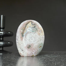 Amethyst Cave, Crystal Quartz Geode Stone, Natural Specimen Egg-Shaped