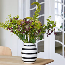 Kähler Omaggio Vase, Black