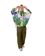 Anorak Lily