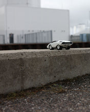 Car UFO COLOMBA White 7in