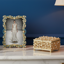 Eleanor Box