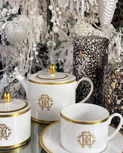 Tea Cup & Saucer GIRAFFE Set of 2 in Luxury Box diam. 3.3", H 2.3", cap. 7.5 oz, Saucer diam. 6"