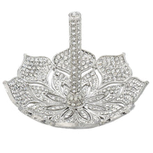 Windsor Ring Holder