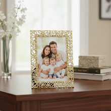 Papillon with Crystals 4" x 6" Picture Frame (Gold)