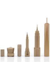 Chess Set Luxury Bronze NEW YORK with Marble Hatch Board