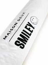 Maison Deux Rug SMILEY® Yellow 4.9 ft diameter