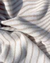 Maison Deux Blanket MOOOI TECHNO BEE Coffee Cream