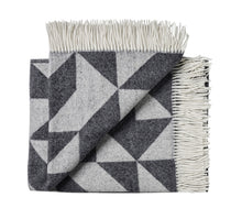 Silkeborg Uldspinderi Twist a Twill Throw - Dark Grey