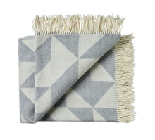 Silkeborg Uldspinderi Twist a Twill Throw - Light Grey