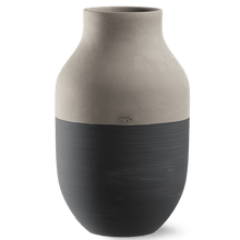 Kähler Omaggio Circulare Vase, Anthracite Grey, H: 12.2''