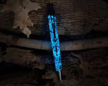 Retro 51 Tornado Rescue Ballpoint Pen (Glow in the Dark) Wolf GID