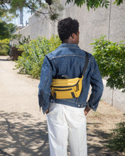 Arris Sling Bag
