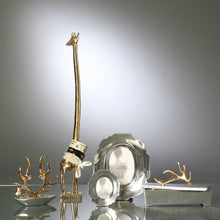 Giraffe Sculpture