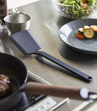 Floating Utensil Bundle - Silicone