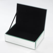 Botanica Box