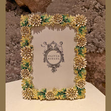 Floret Picture Frame