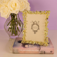 Cornelia Picture Frame