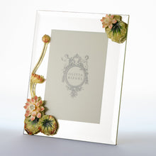 Botanica Lotus 5" x 7" Picture Frame
