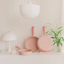 Retro Sherbet 10" Frying Pan, Soft-Touch Handle