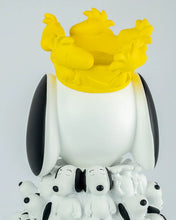 Leblon Delienne Snoopy King with Mini Snoopies on Cape & Woodstock as Crown 17"