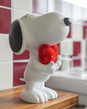 Leblon Delienne Snoopy HEART White with Red Heart Original 11"