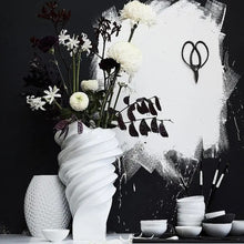 Rosenthal Vase Squall White Glaze 9.75"