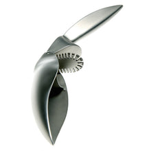 The Eva Solo Garlic Press unifies the practical and functional features with beauty.