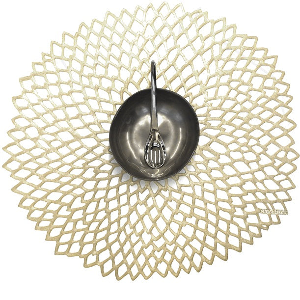 Chilewich Dahlia Round placemat Champagne